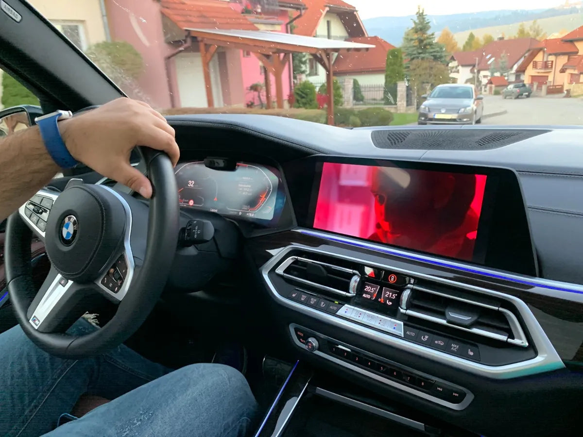 UpgradeYourBimmer™ AI Box
